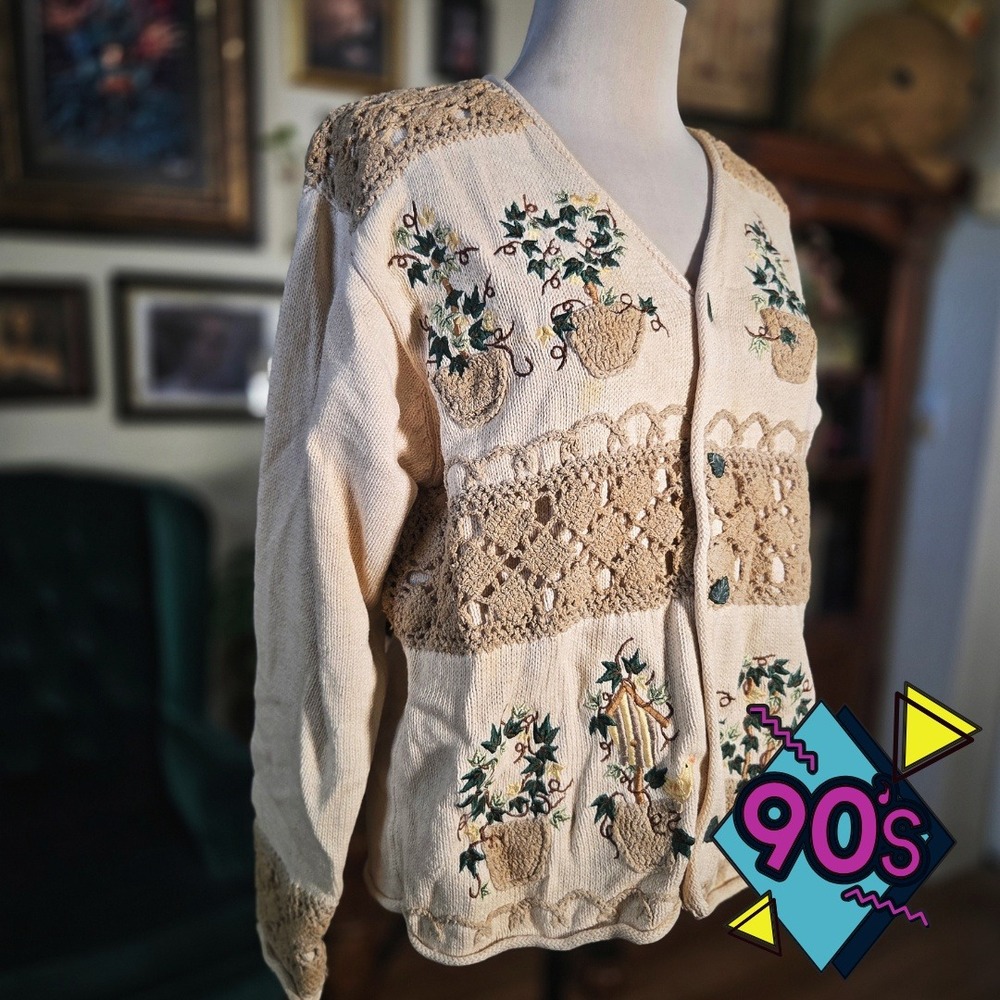 Vintage 90s BellePointe Embroidered Garden Crochet‎ Cardigan Knit Plant Sweater